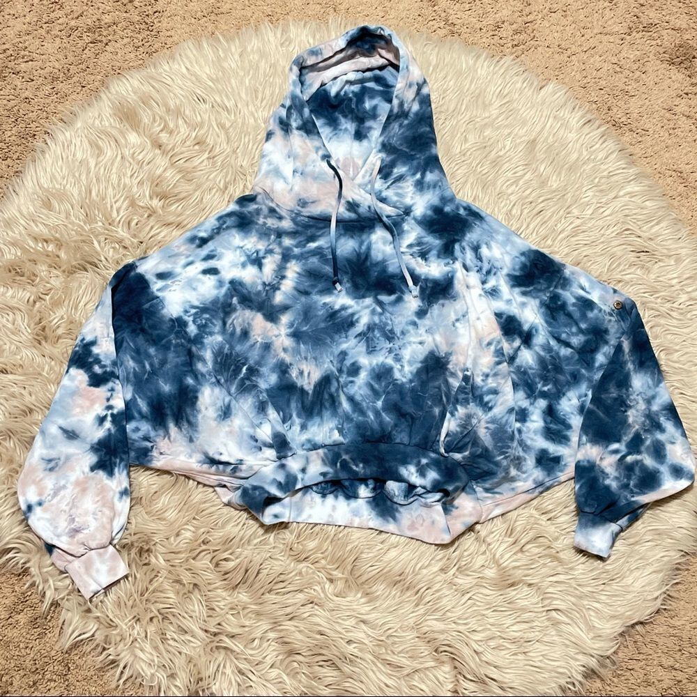 Young fabulous and broke tie dye snap hoodie m/l